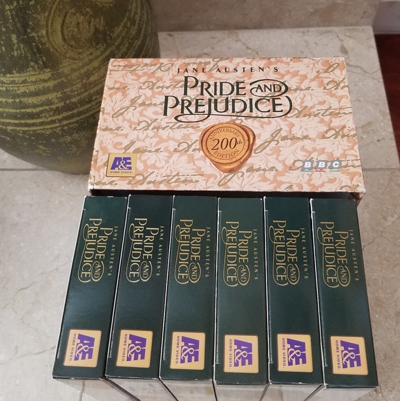 3/$20 Jane Austen's Pride & Prejudice VHS - Picture 3 of 6